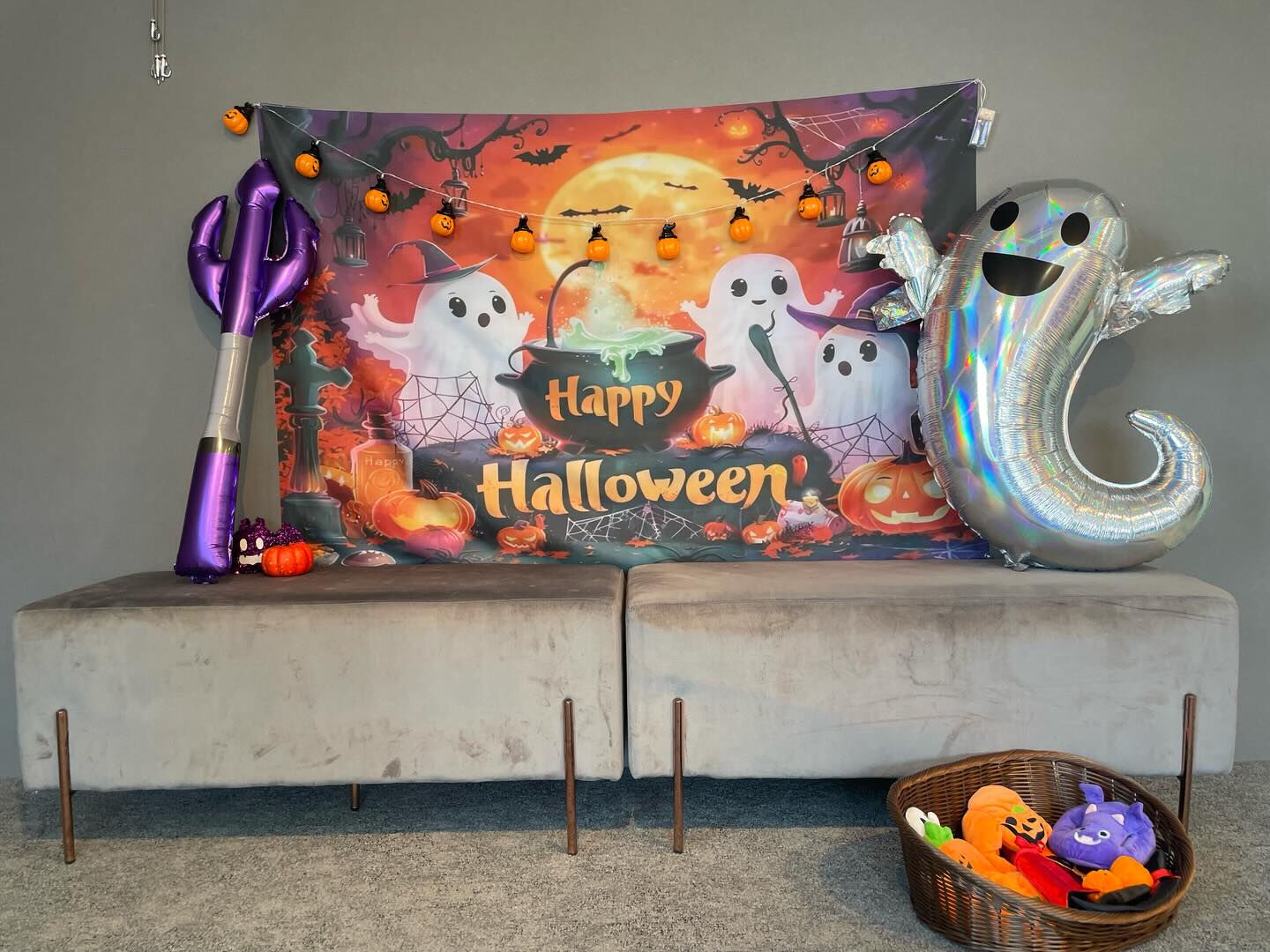 本日より、ハロウィン仕様のフォトブースがスタートしました✨